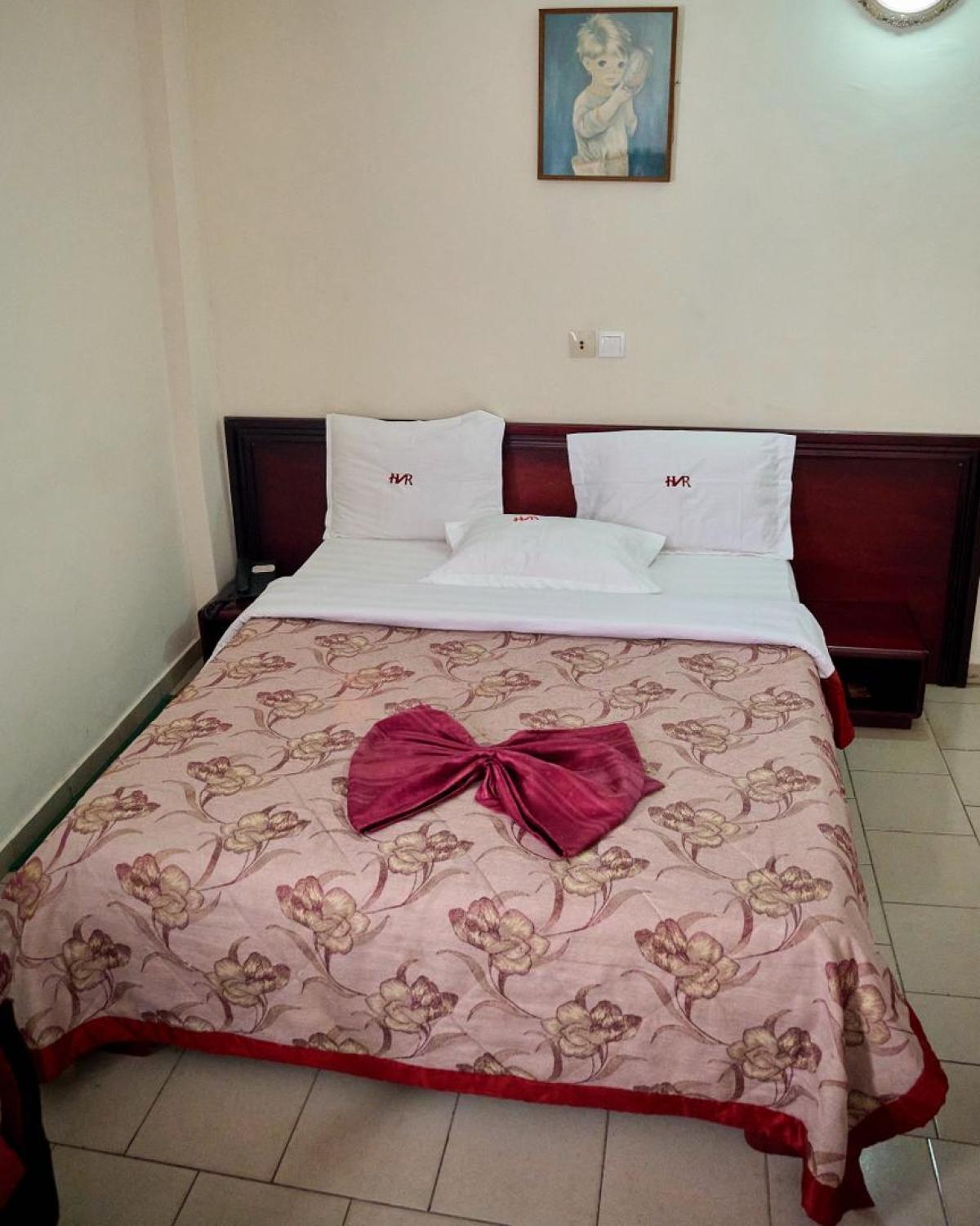 CHAMBRE ROYALE - Studio à Douala (Photo 2)
