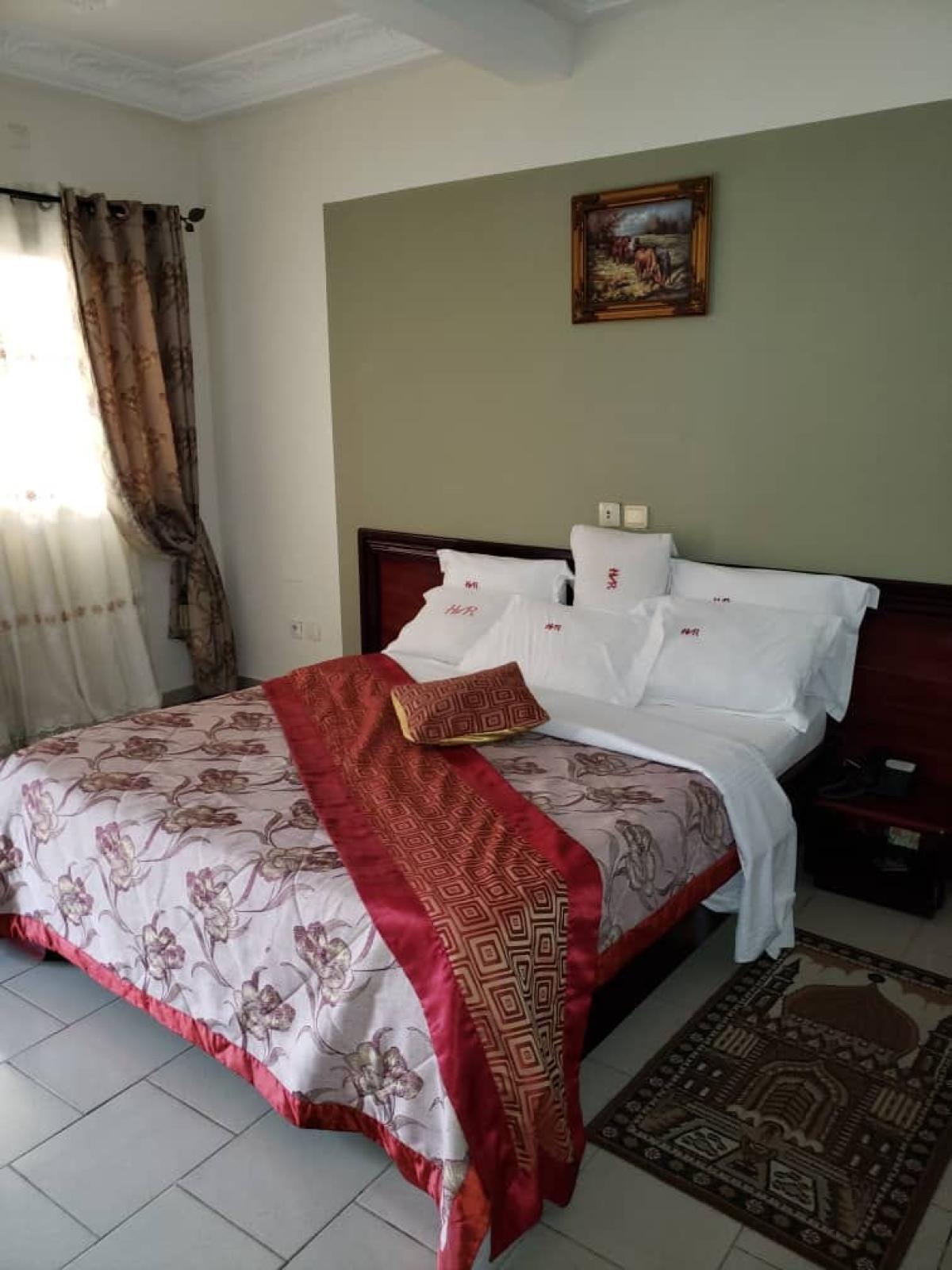 CHAMBRE ROYALE - Studio à Douala (Photo 3)